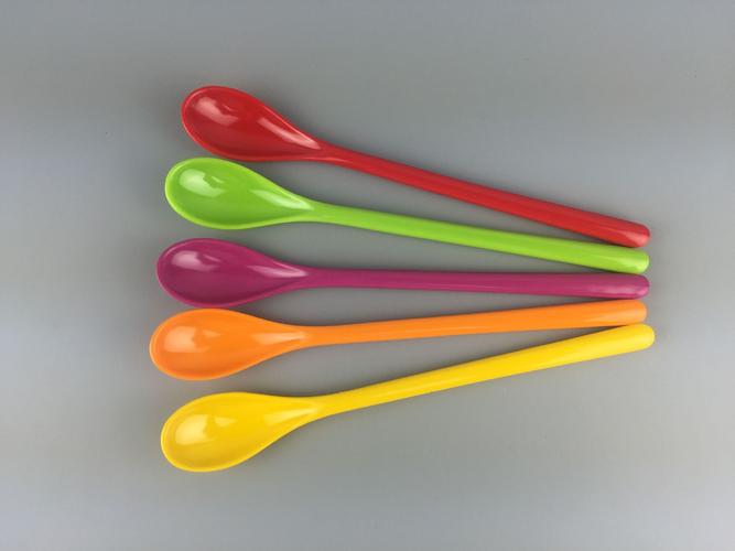 畅销彩色塑料长柄勺子儿童密胺仿瓷勺子汤勺餐具调羹